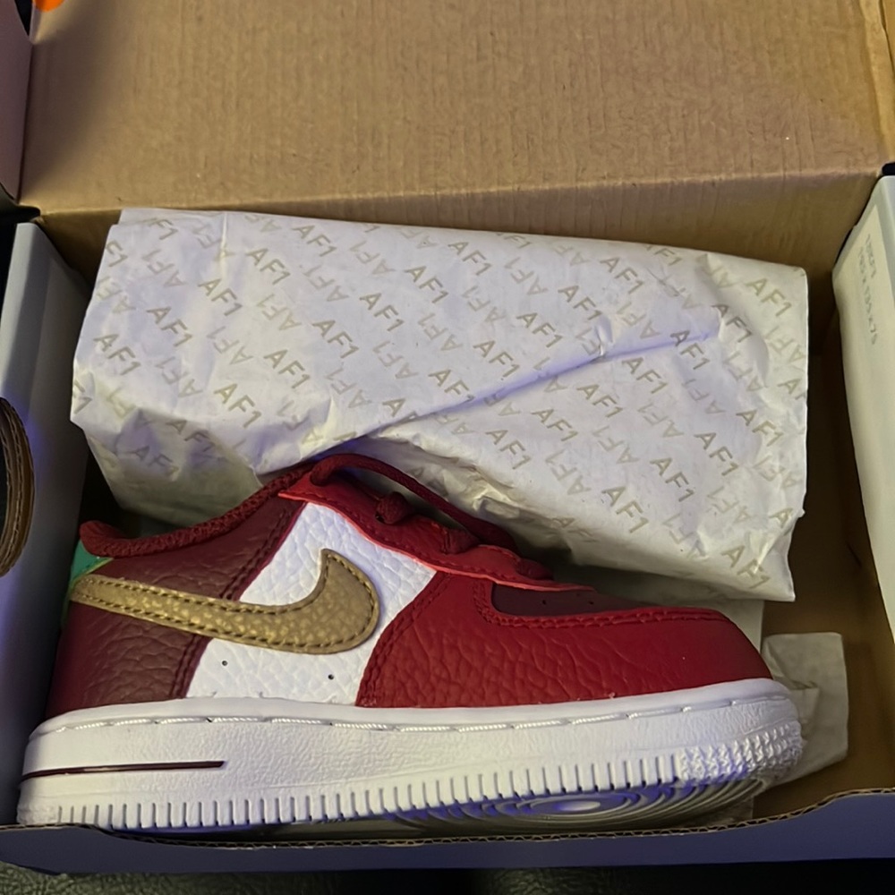 Toddler sneakers